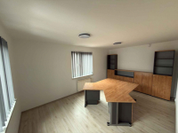 Przestronny lokal biurowy do wynajęcia Sosnowiec - zdjęcie 2