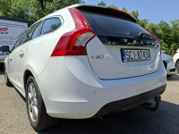 V60 2.0 D3 Momentum, Webasto, Bluetooth, Hak, PDC, Bi-Xenon Cieszyn - zdjęcie 9