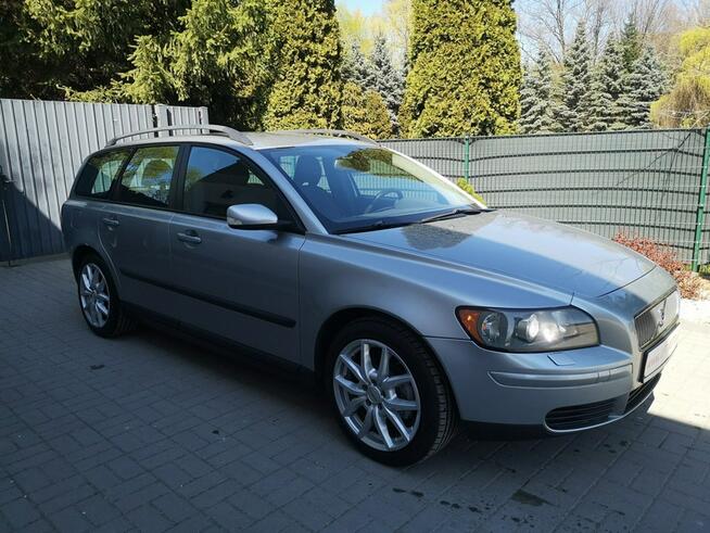 Volvo V50 1.8 125KM Klimatronic   Alu 17 Xenony  Serwis Strzegom - zdjęcie 4