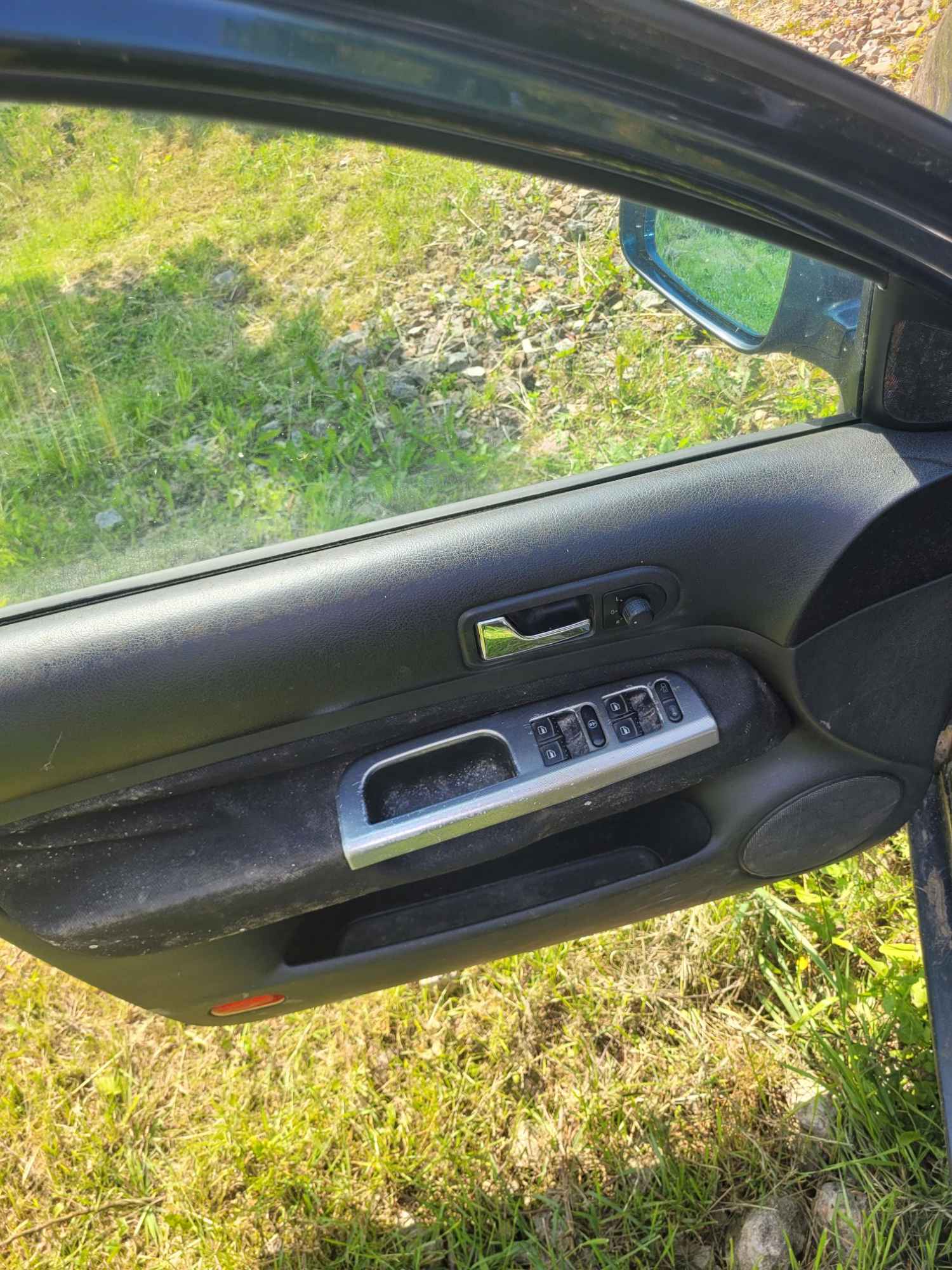 Syndyk sprzeda samochód osobowy marki: Volkswagen Bora z 2001 roku Śródmieście - zdjęcie 7