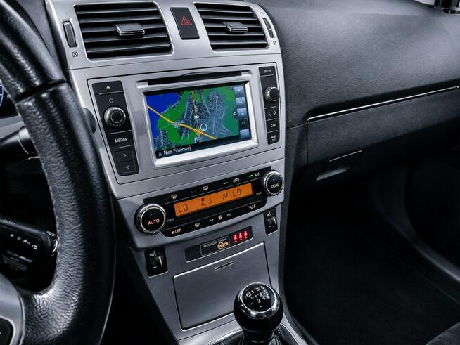 Toyota Avensis Sadlno - zdjęcie 9