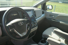 Toyota Sienna I-WSZY WŁASCICIEL W POLSCE 3,5 BENZ Goczałkowice-Zdrój - zdjęcie 10