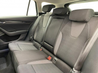 Skoda Octavia 2.0 TDI Ambition Kombi Warszawa - zdjęcie 12