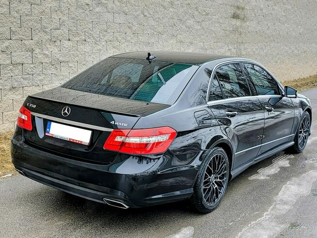 Mercedes E 350 Łódź - zdjęcie 6