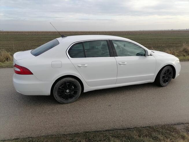 Skoda superb z 2009r sil 1.9tdi (105KM)zamiana Skroniów - zdjęcie 5