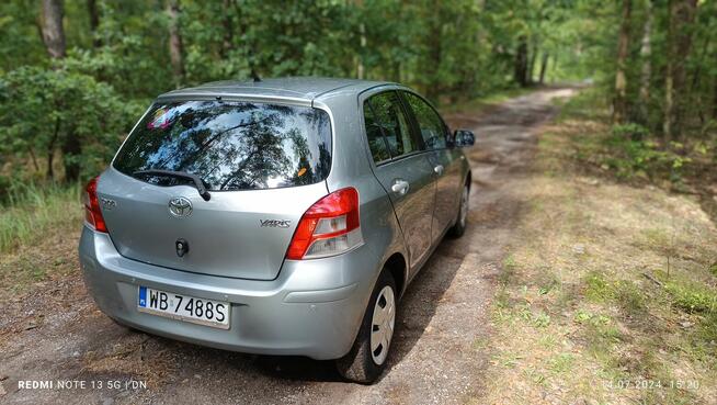 SPRZEDAM Toyota Yaris II 2010 r. Wołomin - zdjęcie 4