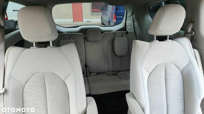Chrysler Pacifica Ząbki - zdjęcie 4