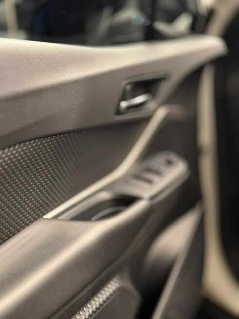 C-HR 1.8 ElHYBRID Active, bezwyp, IIkmpl kół, stan bdb,f-ra Vat brutto Radom - zdjęcie 12