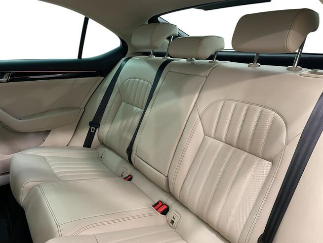 Skoda Superb 2.0 TDI SCR STYLE 4X4 DSG Warszawa - zdjęcie 12