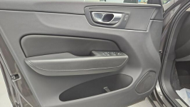 Volvo XC 60 B4 D Core aut ! Z Polskiego Salonu ! Faktura Vat ! Warszawa - zdjęcie 10