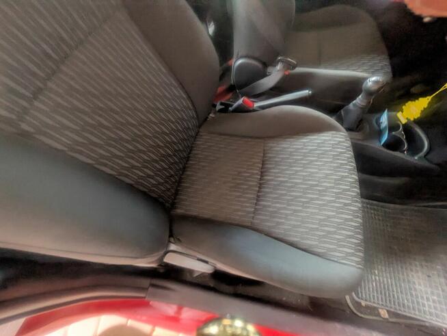 Sprzedam Toyota Yaris Kielce - zdjęcie 6