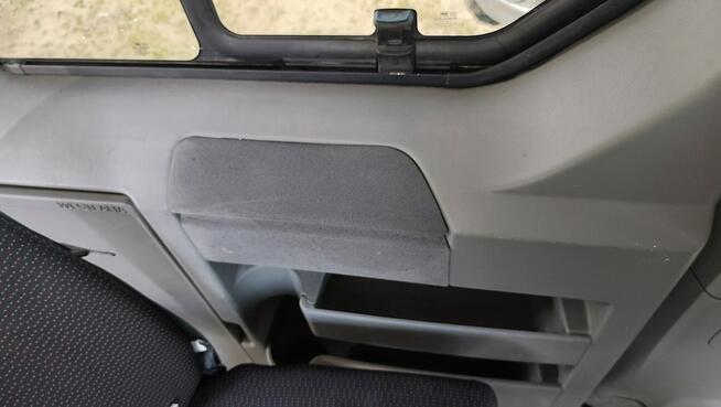 Opel Vivaro Rej .PL / 7-osob./Ładny Szczecin - zdjęcie 12