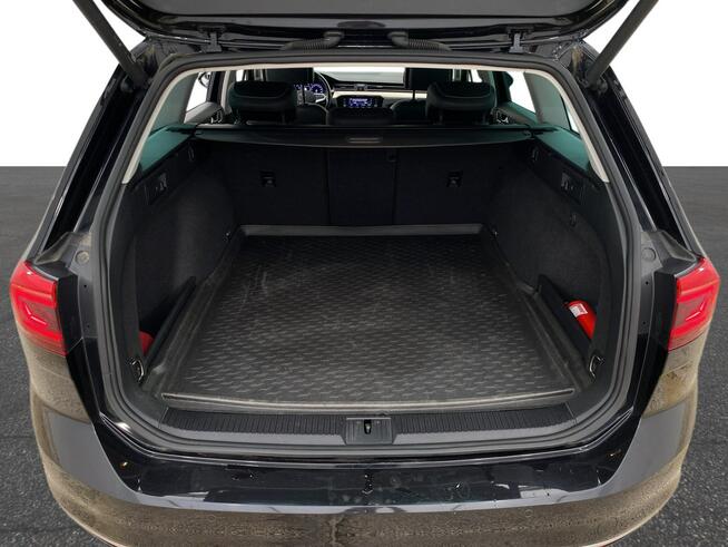 Volkswagen Passat 2.0 TSI Elegance DSG Warszawa - zdjęcie 12