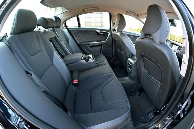 Volvo S60 2.0 163 KM D3 Automat Navi Parktronik Płock - zdjęcie 10