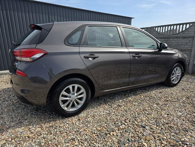 Hyundai i30 1.4 100ps Benzyna Klima Led PDC Gwarancja Gniezno - zdjęcie 11
