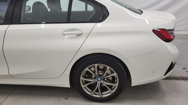 BMW 320 e Sport Line aut Grójec - zdjęcie 9