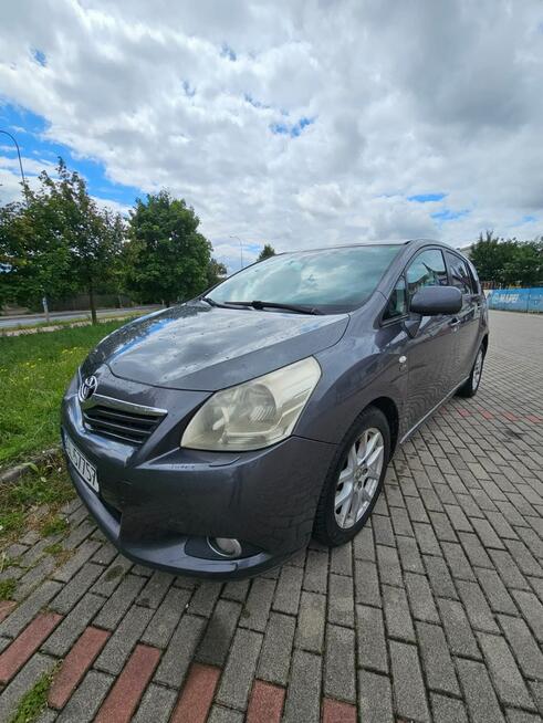 Toyota Verso Hak - 2.2 D-CAT - 2008r Głogów - zdjęcie 6
