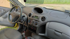 Toyota Yaris 99r. 1.0 VVT-i półautomat Freetronic Ciechocin - zdjęcie 6