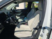 Volvo XC 40 AWD / Momentum / niski przebieg Tarnów - zdjęcie 6