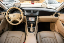 AMG CLS 500 ! 5.0i V8 306KM ! Full Opcja ! Opłacony ! Zwoleń - zdjęcie 5