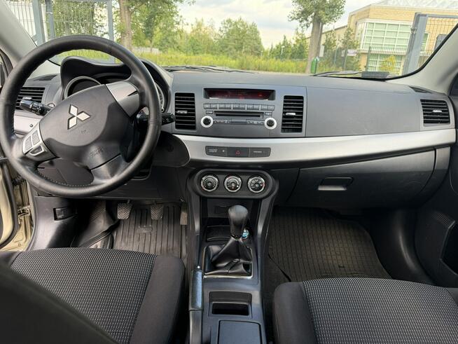 Mitsubishi Lancer 1.6 16v 117KM I właściciel Bezwypadkowy Bez korozji Otwock Mały - zdjęcie 11