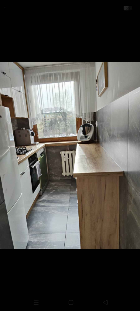 Sprzedam 2 pokojowe mieszkanie l piętro w 4 piętrowym bloku Dąbrowa Górnicza - zdjęcie 7