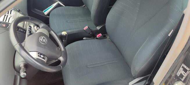 Toyota Yaris 1.3 benzyna**czujniki parkowania**hak** Lipsko - zdjęcie 12