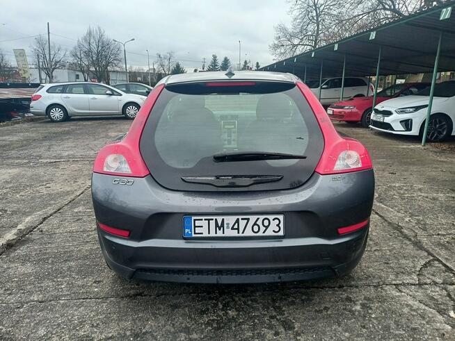 Volvo C30 bardzo zadbane, niski przebieg, jeden właściciel Tomaszów Mazowiecki - zdjęcie 8