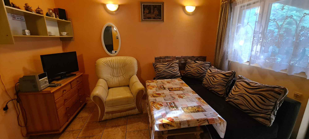 SEZON--2025--Samodzielny dom z ogrodzoną działką nad jez. Głuszyńskim Wincentowo - zdjęcie 11