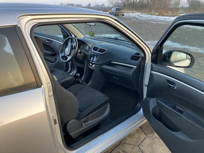 Suzuki Swift, Klimatronik, podgrzewane siedzenia z Niemiec Żnin - zdjęcie 7