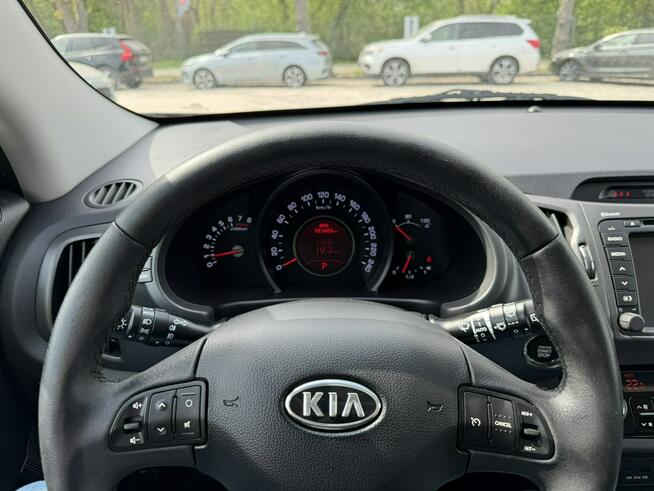 Kia Sportage 2.0 164kM XL! Grzane fotele ! Kamera ! Pęcice - zdjęcie 7