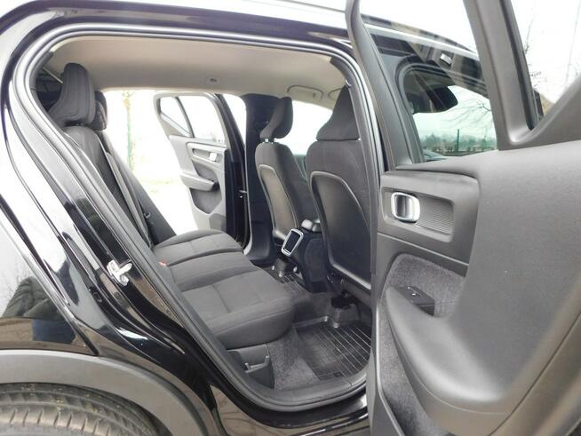 Volvo XC 40 z Gwarancją Bezwypadkowy Model 2021r Żyrardów - zdjęcie 11