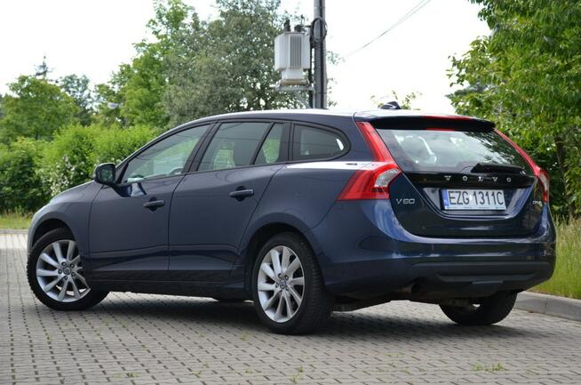 Volvo V60 SUPER STAN  1.6D2 Navi Start/Stop 2xParktronik Alu Gwarancja Kutno - zdjęcie 8