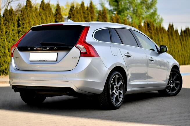 Volvo V60 Ocean Race Led Navi Skóra Full Opcja Płock - zdjęcie 3