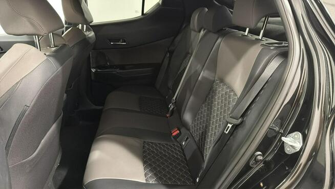 Toyota C-HR 1.8 Hybrid GPF Executive Warszawa - zdjęcie 12