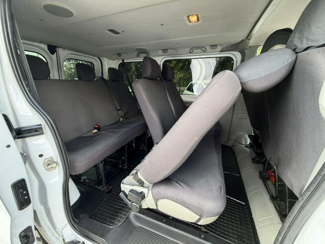Opel Vivaro 2,0 benzyna 115 9 osobowy  klima. Łodygowice - zdjęcie 12