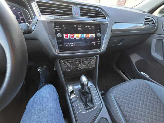 Volkswagen Tiguan IQ DRIVE 1.5 benzyna bezwypadkowy Słupsk - zdjęcie 12