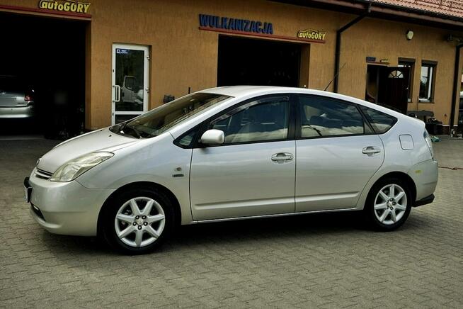 Toyota Prius 1,5 HYBRID, automat, 114tys.km, NAVI, Klima Płock - zdjęcie 8