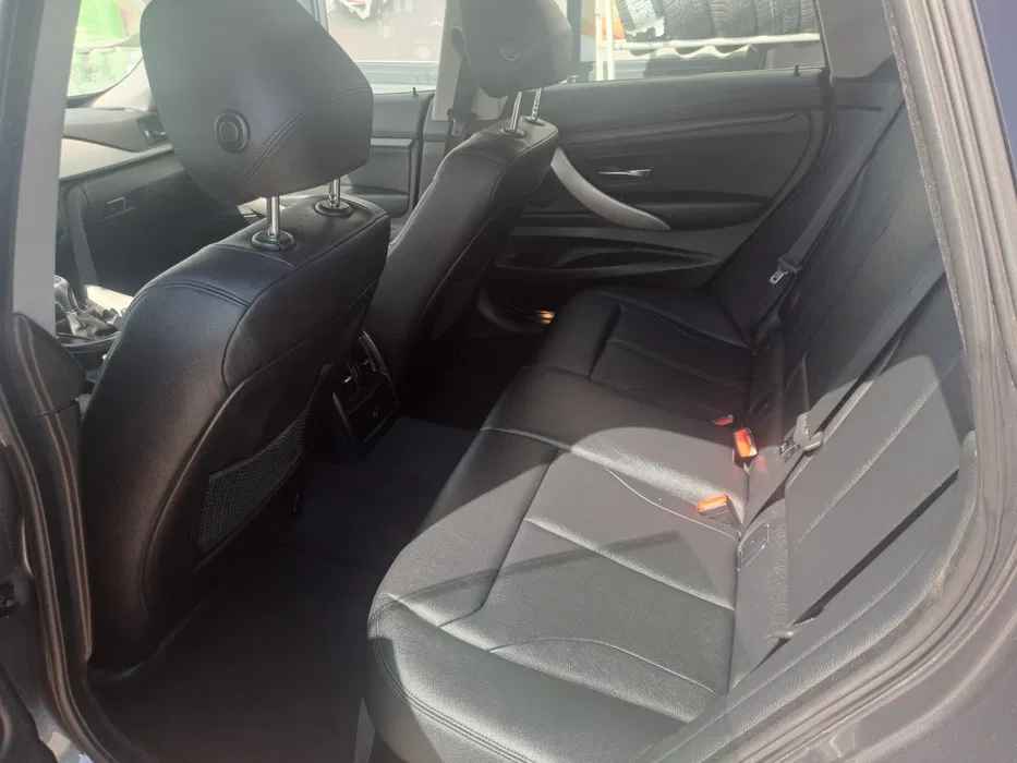 BMW 318d Gran Turismo (F34) 2014r. 143KM 105kW Manual 6-biegowy Kolno - zdjęcie 8