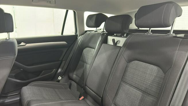 Volkswagen Passat  2.0 TDI EVO Business DSG Warszawa - zdjęcie 12