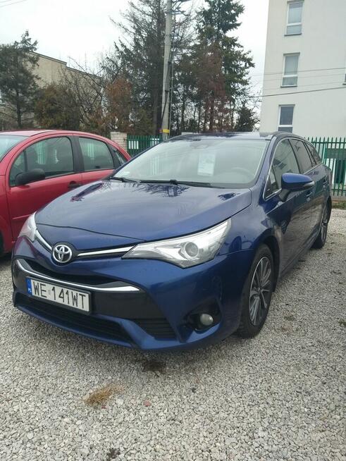 Toyota Avensis, automat , 2016 , salon Pl Warszawa - zdjęcie 1