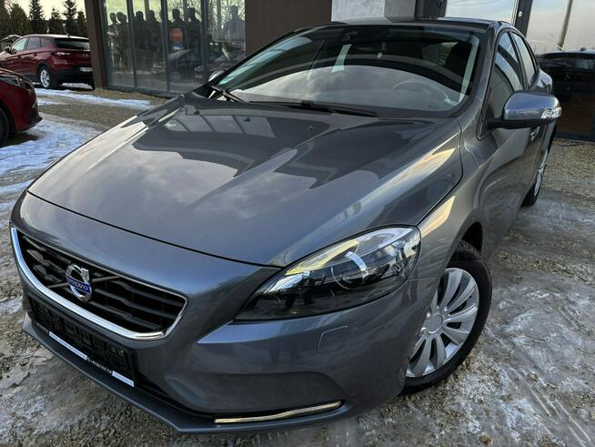 Volvo V40 1.6 benzyna YOU 120KM BIXENON pdc BEZWYPADEK 2015 Tychy - zdjęcie 2