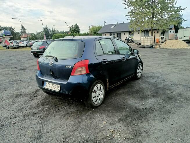 Toyota Yaris 1.3+LPG 06r Tarnów - zdjęcie 4