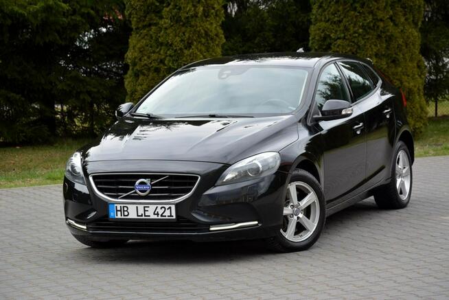 Volvo V40 Xenon Ledy Virtual Zegary Parktronik ASO Alu16 Nowe Opony Ostrów Mazowiecka - zdjęcie 2