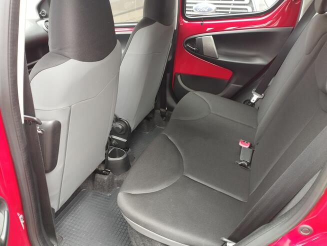 Toyota Aygo 17 tys przebiegu Warszawa - zdjęcie 9