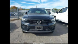 Volvo XC 40 Bogata wersja wyposażenia / AWD / B5 Częstochowa - zdjęcie 2