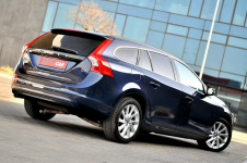 Volvo V60 LiFT 2,0D 5-Cilindrów Ledy Digital Skóra Navi Full Opcja Płock - zdjęcie 2