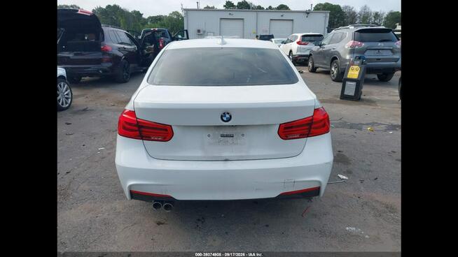 BMW 330 xDrive / M-Pakiet / niski przebieg Wrocław - zdjęcie 8