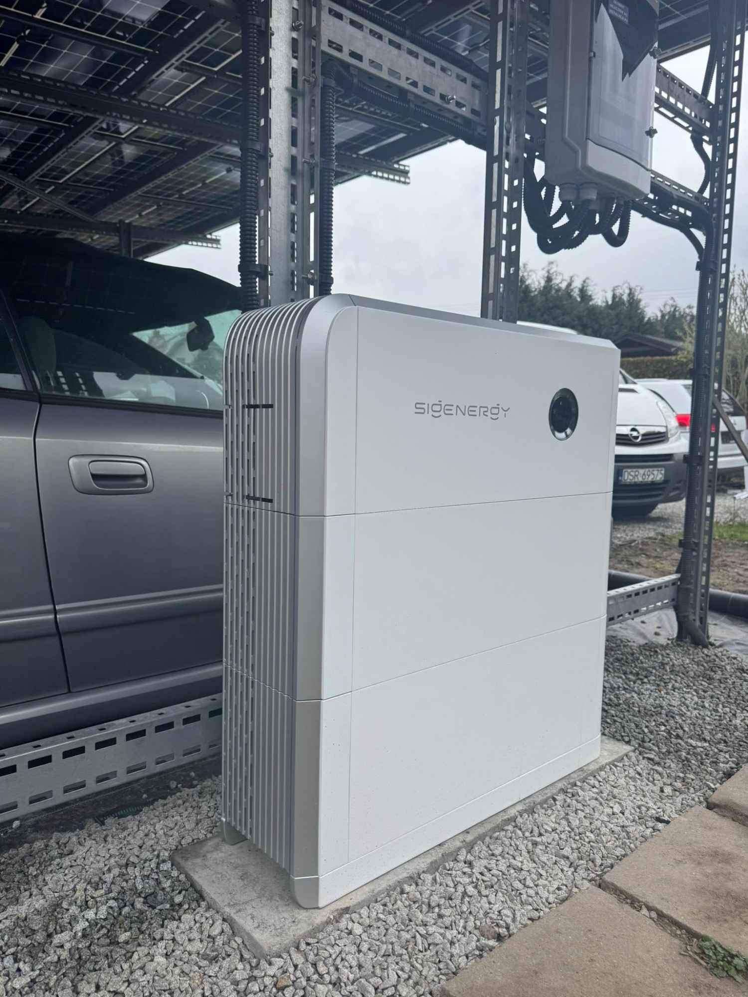 Kompleksowa instalacja fotowoltaiczna z magazynem energii SIGENERGY Fabryczna - zdjęcie 4