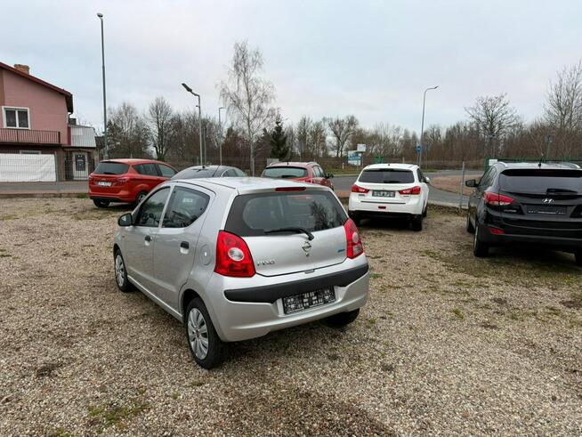 Nissan Pixo 2009 rok 1,0 Benzyna 68 KM  Ładny Zadbany Samochód Białogard - zdjęcie 10